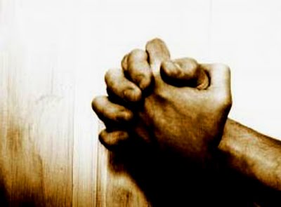 men-praying-hands